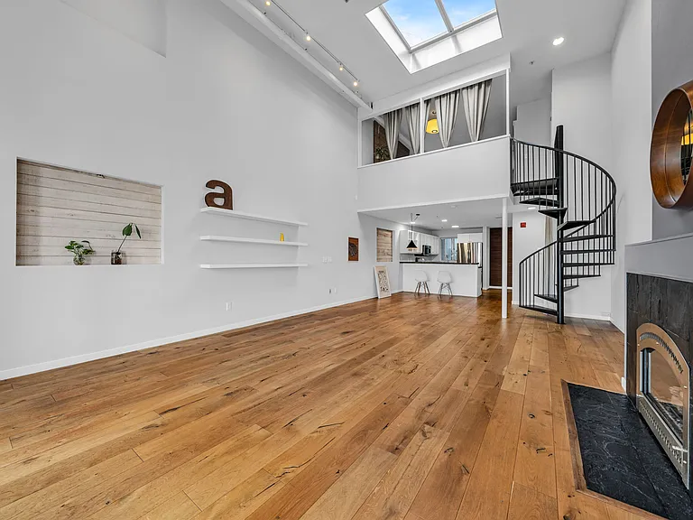 950 Harrison St #212 — Photo 15