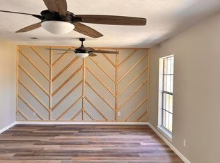 111 Raymond Dr, Deridder, LA 70634