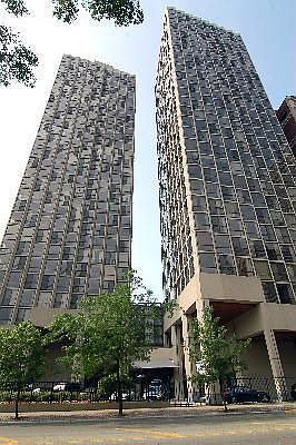 1st image of 345 W Fullerton Pkwy APT 1603