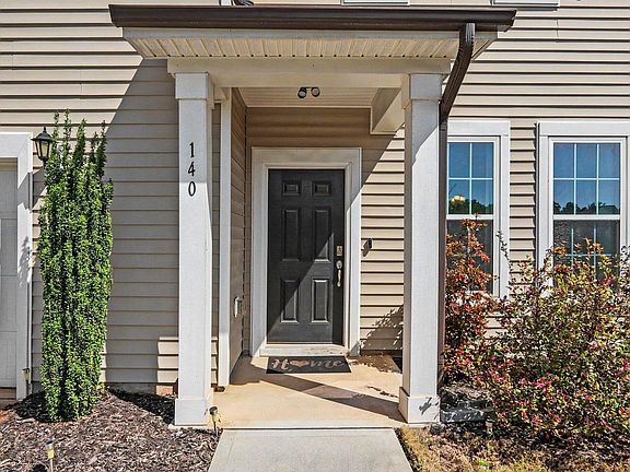 2nd image of 140 Hickory Run Ln