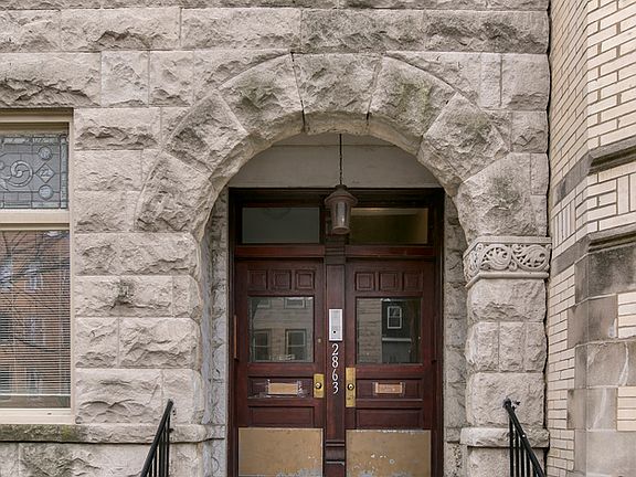 2nd image of 2863 W Shakespeare Ave #1
