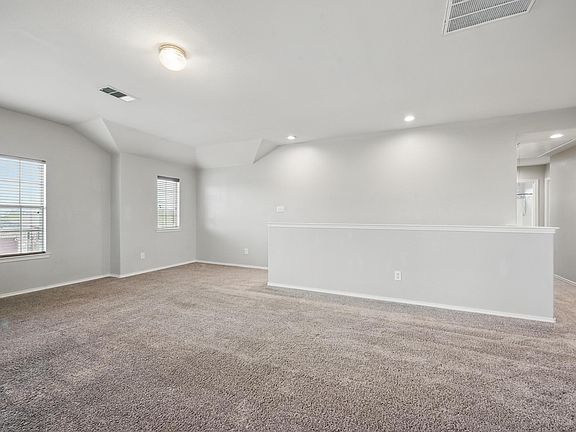 5th image of 14629 Eaglemont Dr