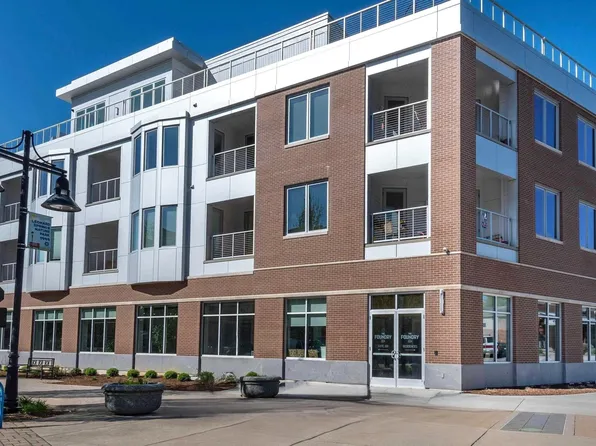 304 W Kirkwood Ave, Bloomington, IN 47404