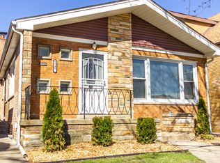 8940 S Euclid Ave, Chicago, IL 60617