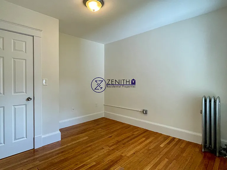 17 Ogden St #2 — Photo 14