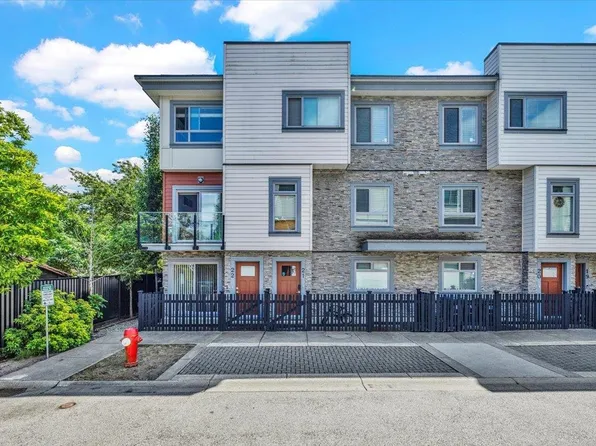 13328 96th Ave #22, Surrey, BC V3V 1Y4