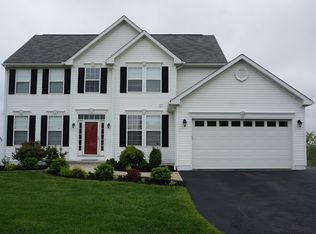 33 Garnet Way, Bridgeport, WV 26330