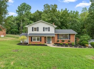 1120 Tanglewood Ave, High Point, NC 27265