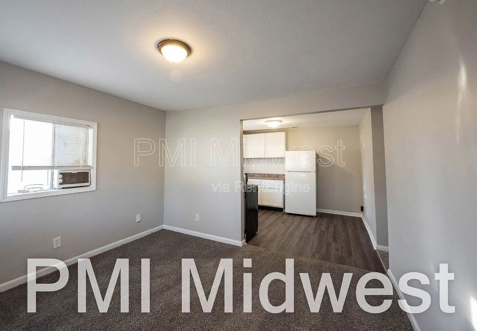 3 bed, 1.0 bath, 853 sqft, $1,299 — Photo 3