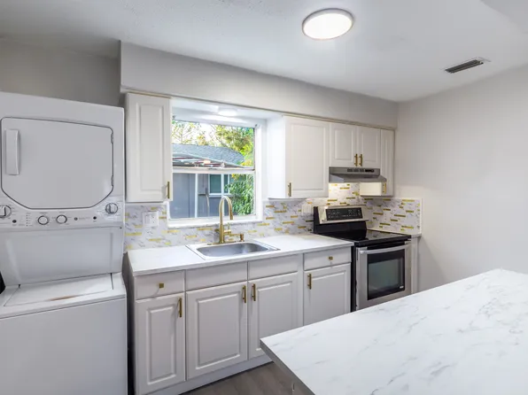 3872 7th Ave N APT C, Saint Petersburg, FL 33713