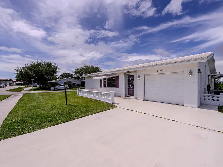 2107 Campanelli Blvd — Photo 5