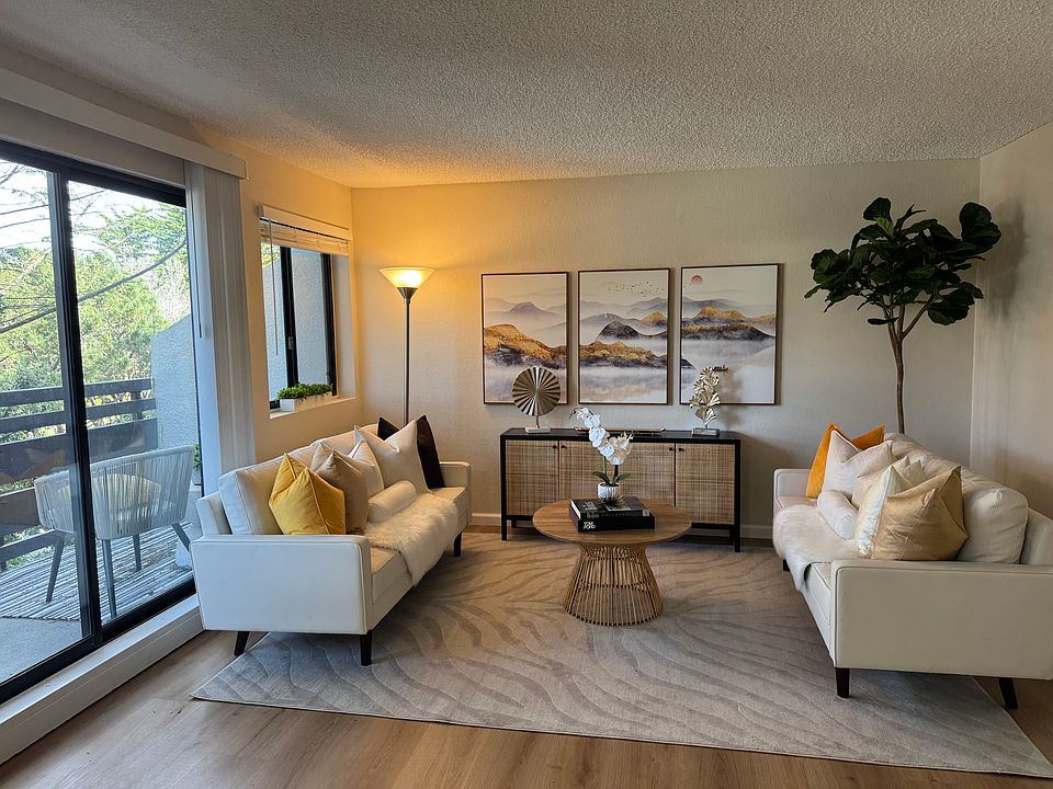 Living area with balcony