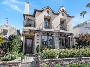 202 Amethyst Ave, Newport Beach, CA 92662