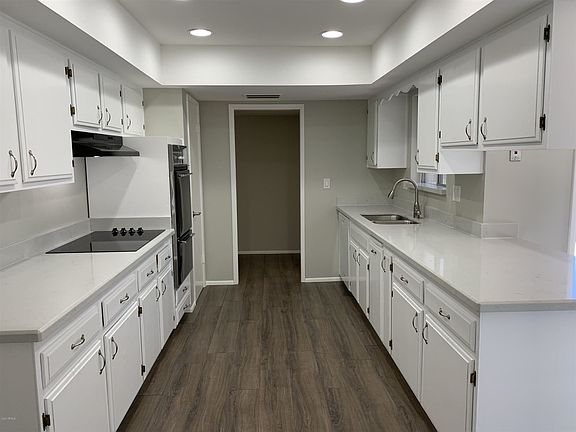 3rd image of 13661 N 103rd Ave