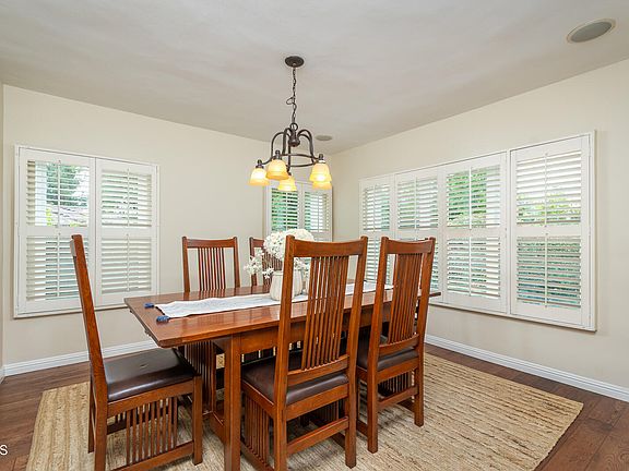 2nd image of 4612 La Canada Blvd