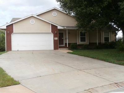 158 E Chestnut Dr, Mulvane, KS, 67110