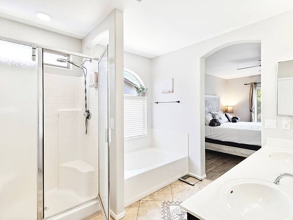 3rd image of 15745 N Gil Balcome St #15745