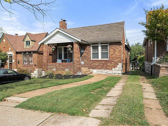 3rd image of 1548 Louisville Ave