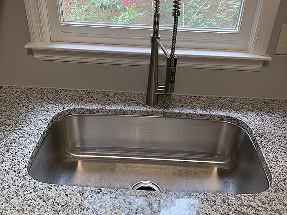 New sink and fixture
