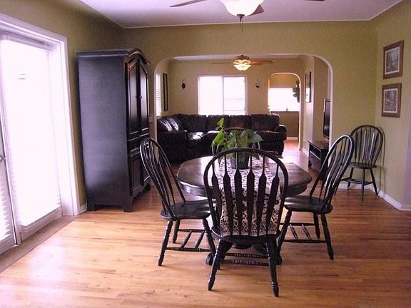Beautiful open dining and living room