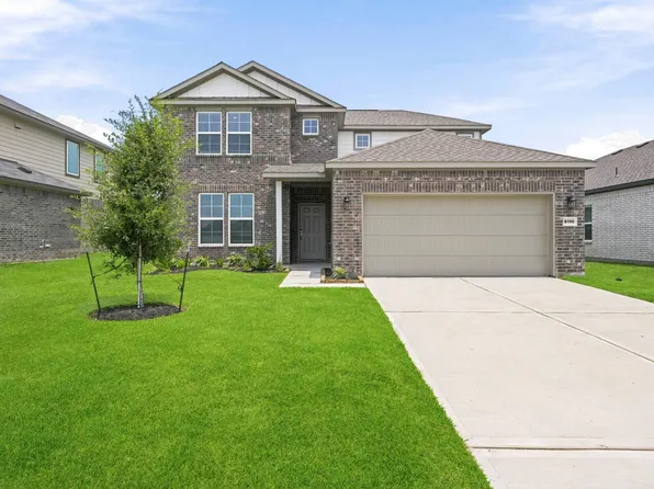 8110 Coral Dr, Texas City, TX 77591