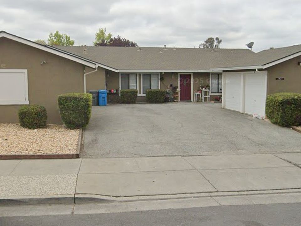 1st image of 1471 Diablo Dr #E