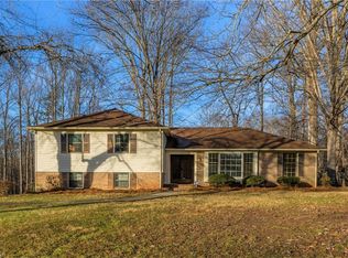 3170 Kittering Ln, Winston Salem, NC 27105
