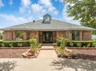 207 S Jackson Ave, Iowa Park, TX 76367