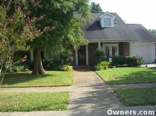5415 Robeline Dr, Metairie, LA 70003