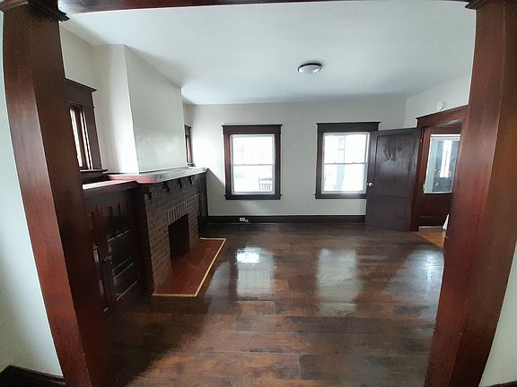 3rd image of 85 Columbus Ave APT 1