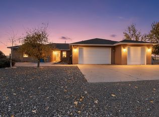 3 Evening Star Ct, Edgewood, NM 87015