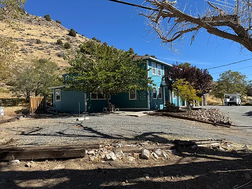 2011 S Main St Photo 1
