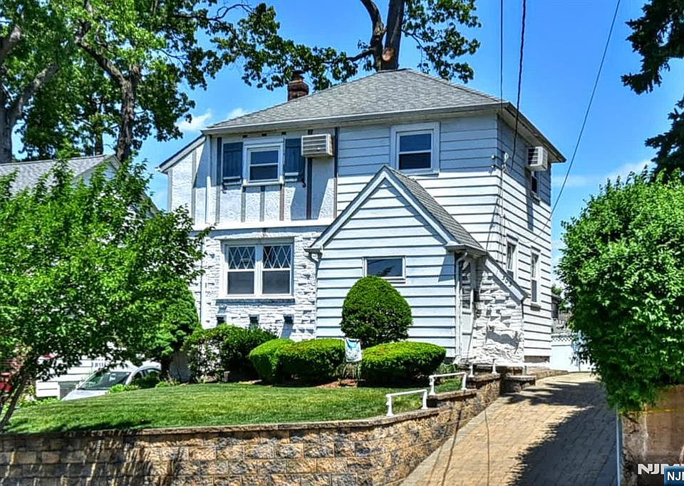1st image of 303 Marlboro Rd
