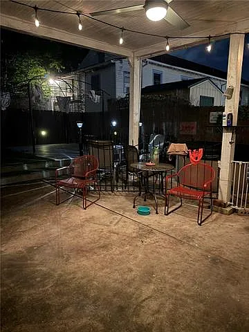 123 N Alexander St — Photo 12