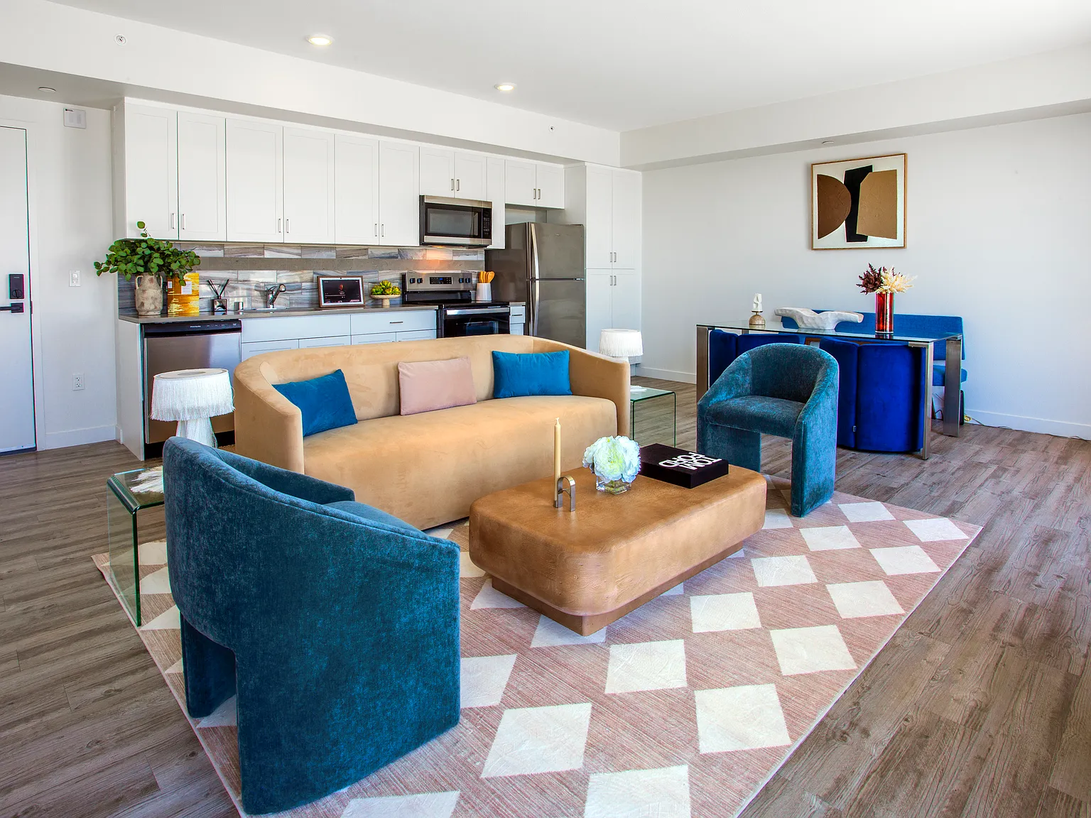 Crenshaw Lofts — Photo 1