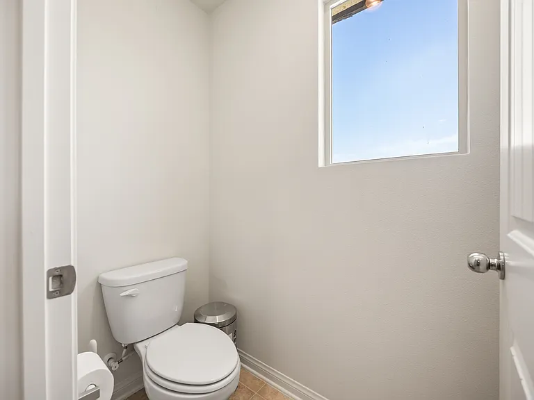 4638 Helen Bell Way — Photo 40