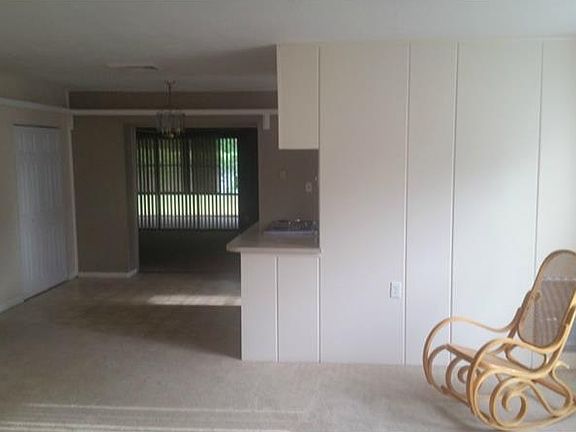 4th image of 3193 49th Ave N