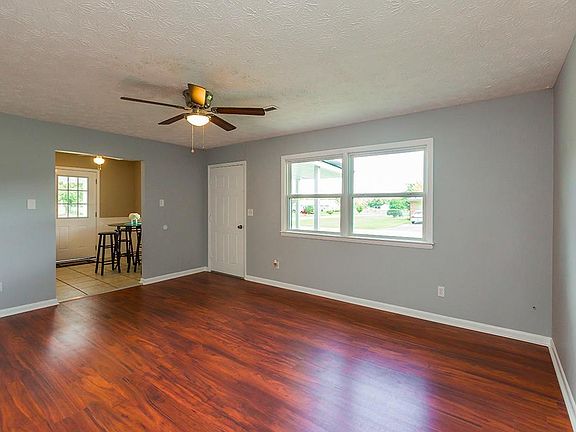 4th image of 102 Norma Dr