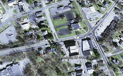 4th image of 15 Ames Blvd