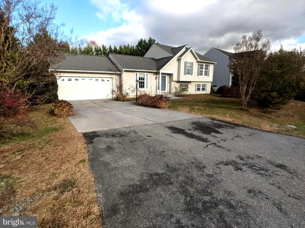 106 Patrick Pl, Stephens City, VA 22655