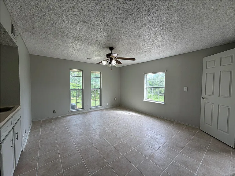 1412 Gatlinburg Dr — Photo 6