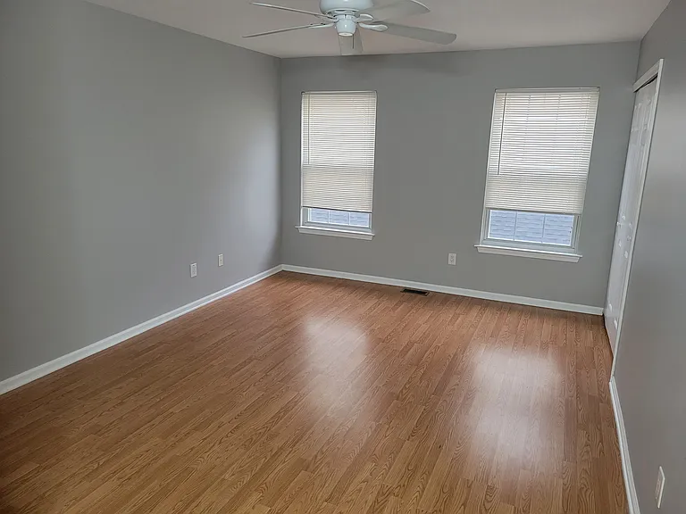 2904 Saxony Dr — Photo 20