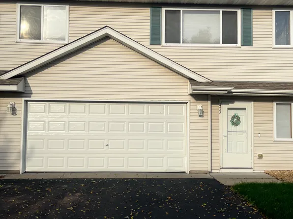 433 Tanager Path, Mankato, MN 56001