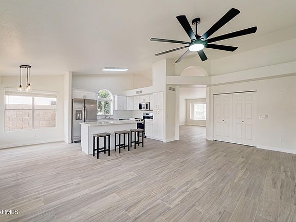 4th image of 7664 W REDFIELD Road