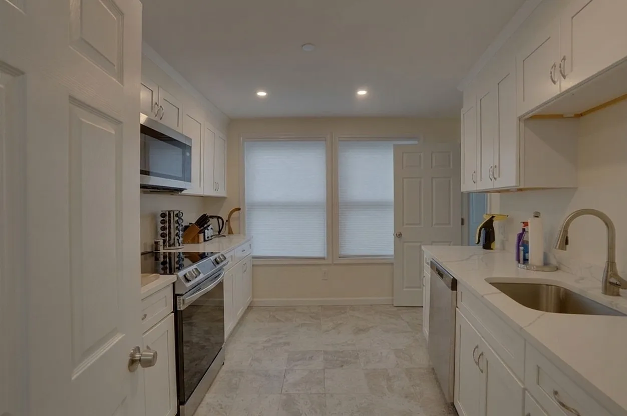 Glenwood St, Malden — Photo 1