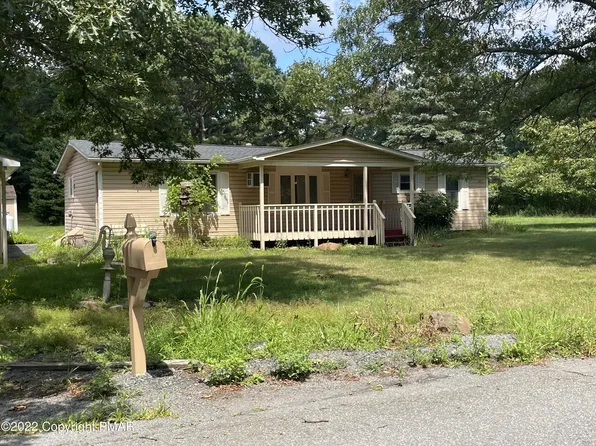 555 Timothy Dr, Effort, PA 18330