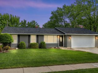 6819 Ashbrook Dr, Fort Wayne, IN 46835