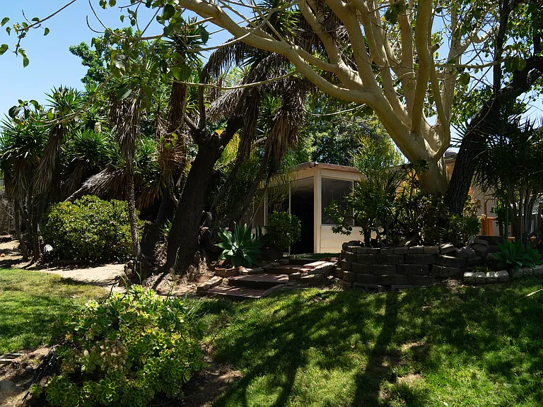 1141 Juliette Pl — Photo 23
