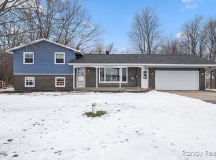 8441 E Paris Ave SE, Caledonia, MI