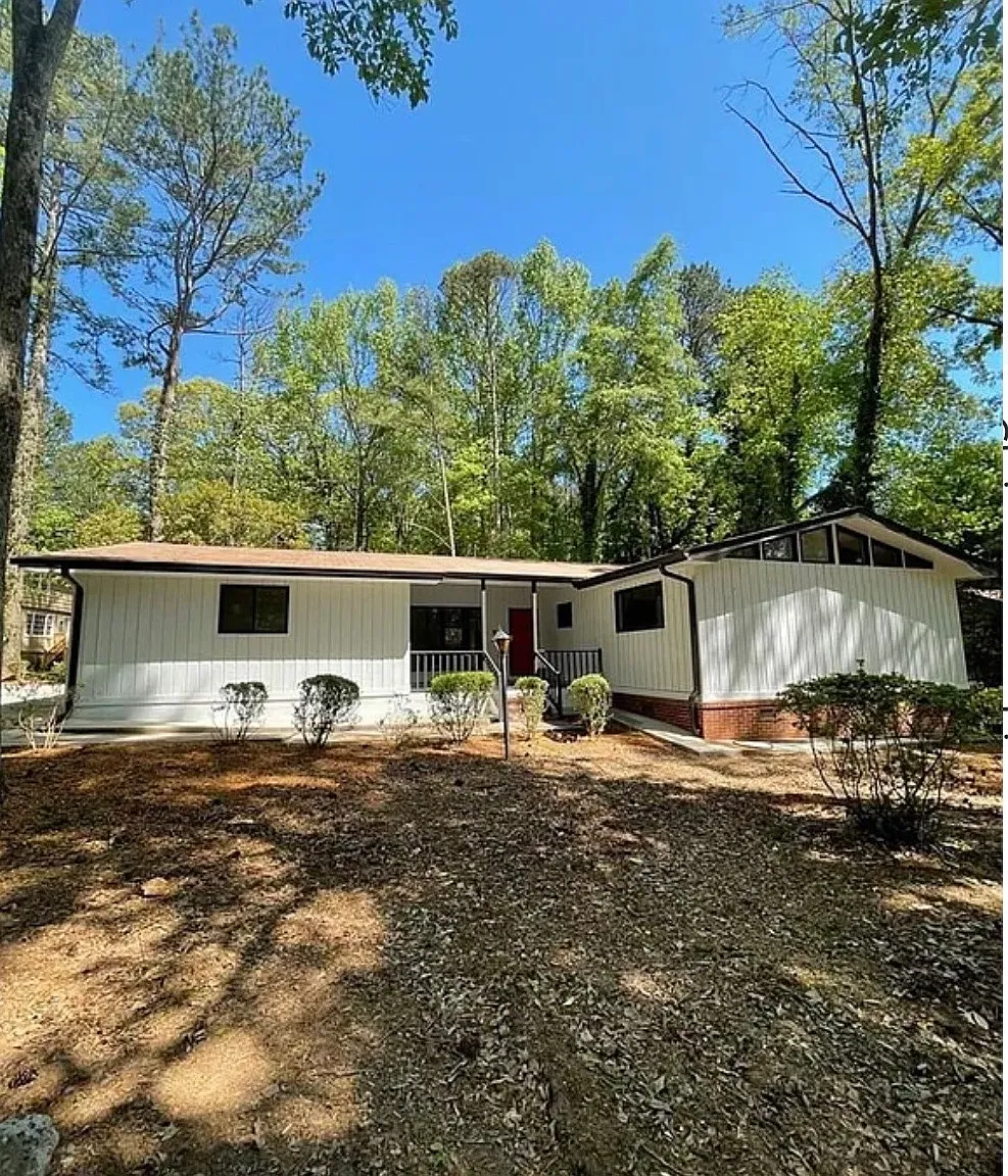Briarbend Ct, Stone Mountain — Photo 2